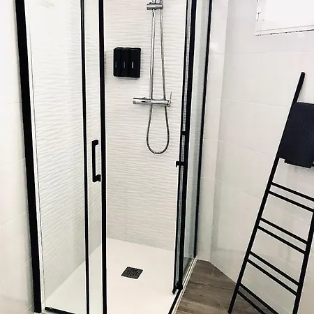 Elite - Art Collection - Vincent Apartment Merida