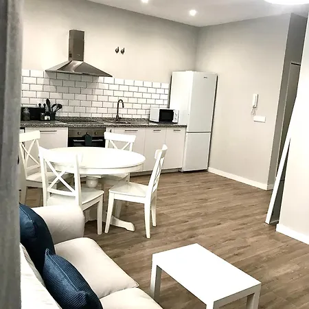 Elite - Art Collection - Vincent Apartment Merida